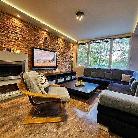 Rea Mladost - Easy Access To Metro, Ideal Location Sófia Exterior foto