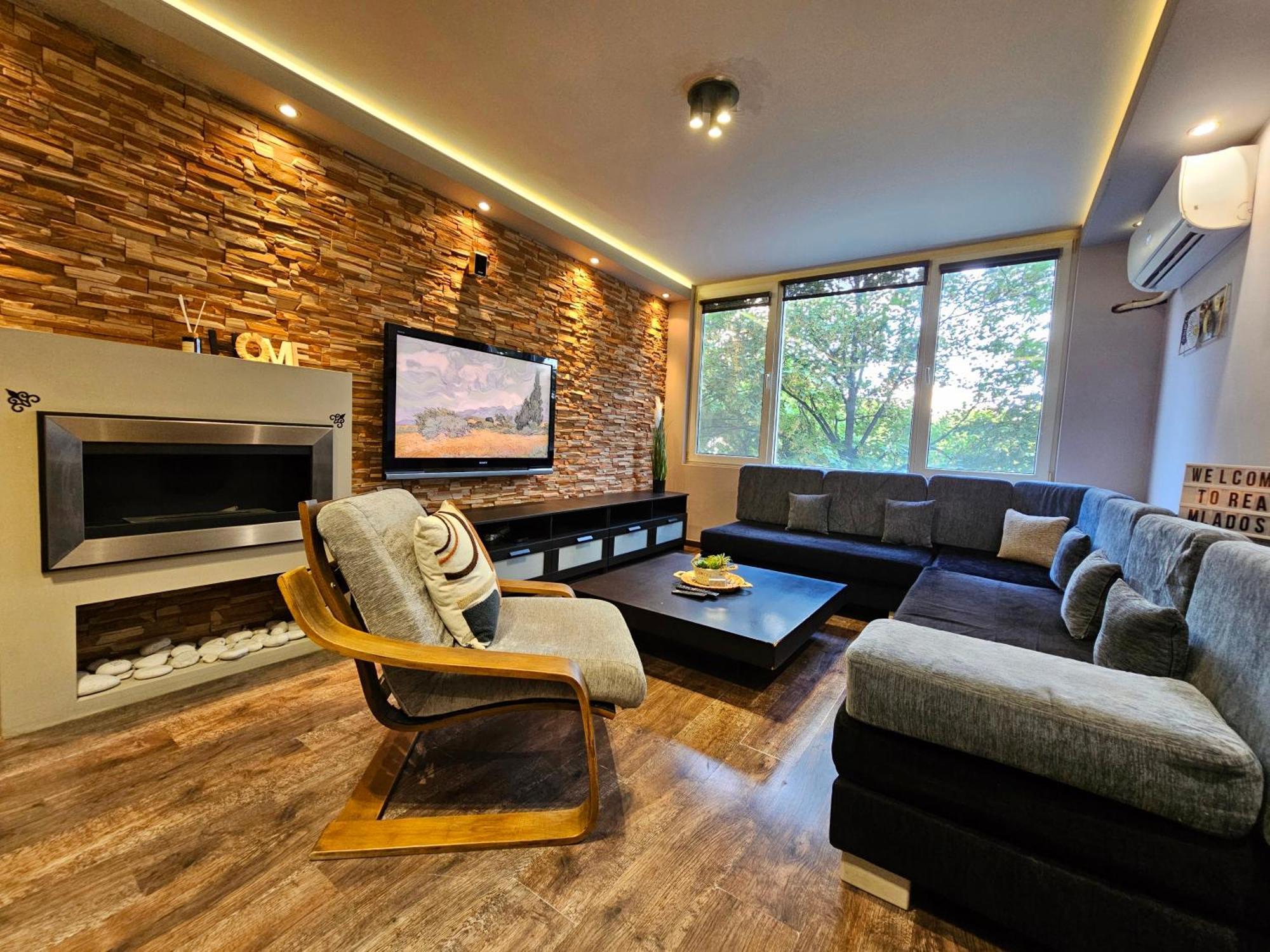 Rea Mladost - Easy Access To Metro, Ideal Location Sófia Exterior foto